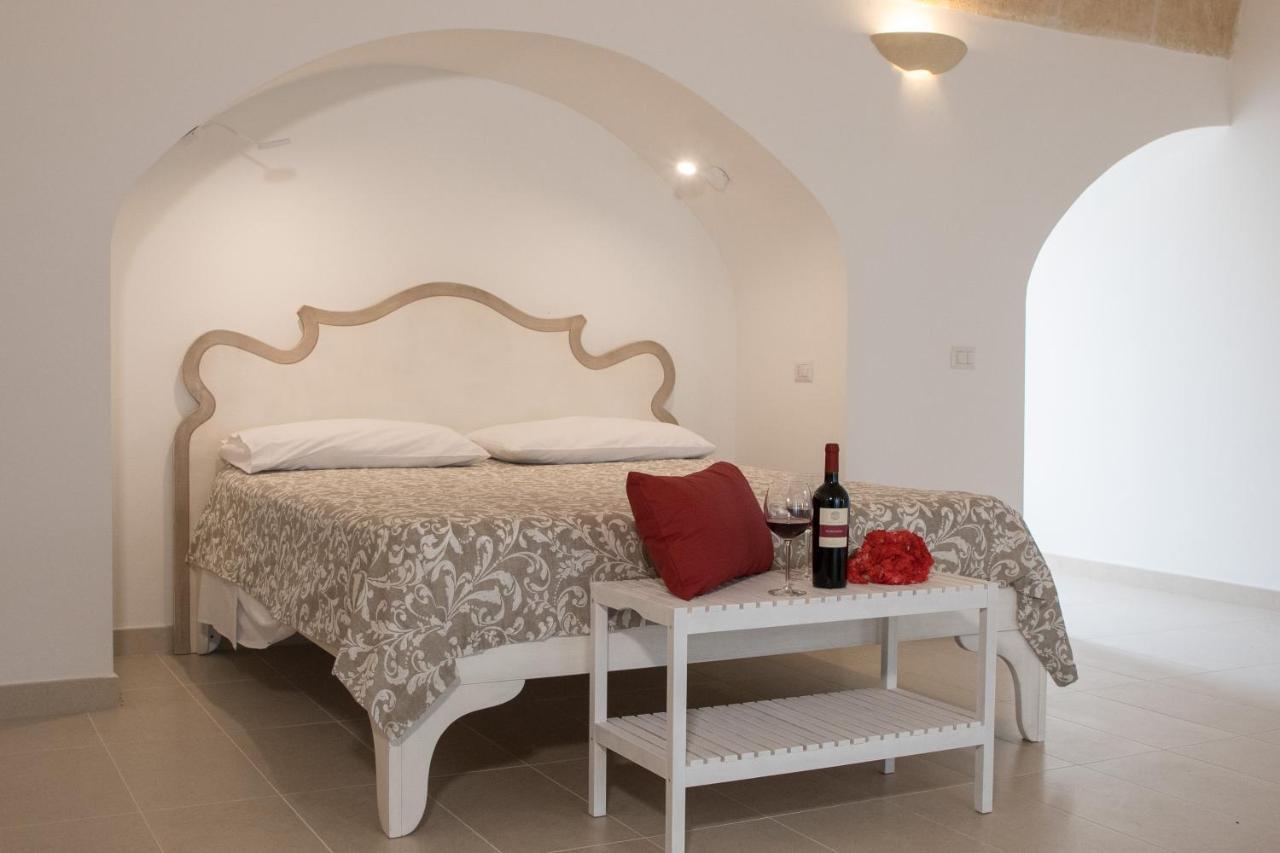 Ych-Le Grotte Di Sileno Bed & Breakfast Castellaneta Ngoại thất bức ảnh