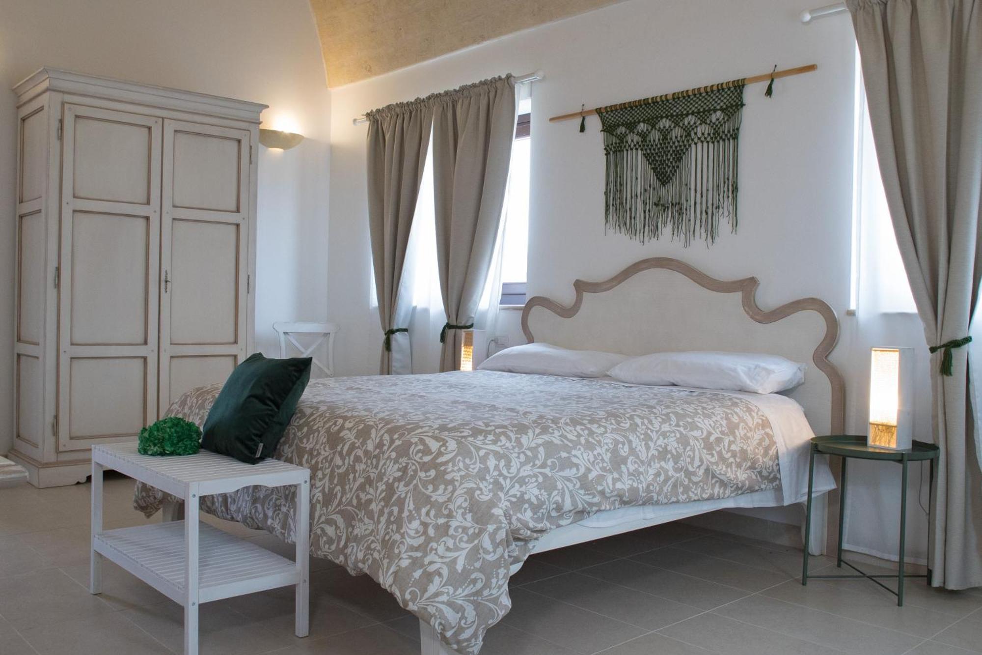 Ych-Le Grotte Di Sileno Bed & Breakfast Castellaneta Phòng bức ảnh